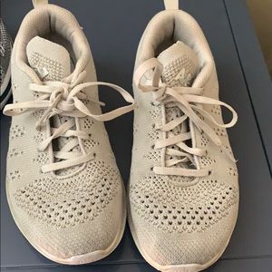 Perfect condition APL’s!